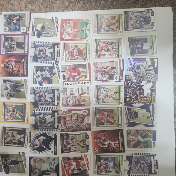 Football Assorted Trading Cards 87 Total Cards Score, Elite, Rookies And Stars - Picture 2 of 13